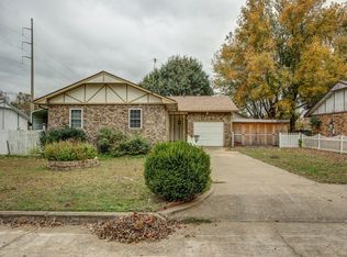 1402 W 6th St, Okmulgee, OK 74447
