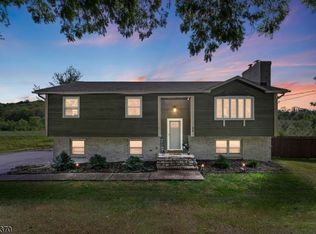 98 Wantage School Rd, Wantage, NJ 07461