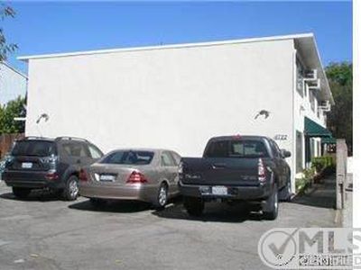 6722 Lemp Ave, North Hollywood, CA, 91606