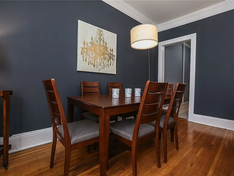 17 Russell St #11 — Photo 6