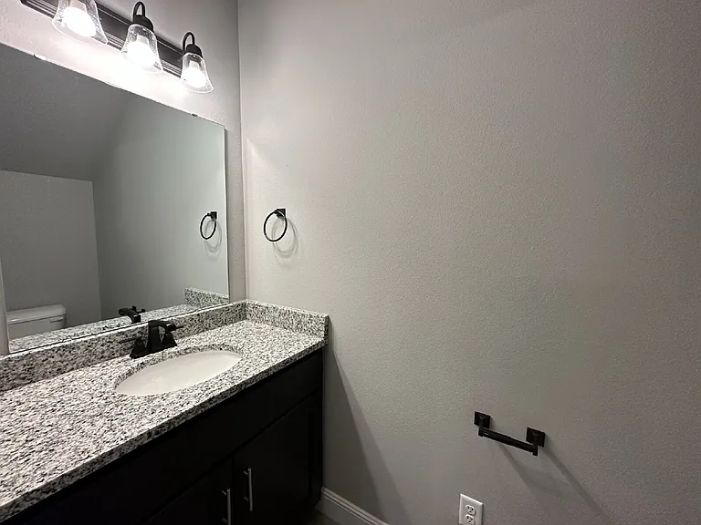 2040 Tallgrass Ter — Photo 31