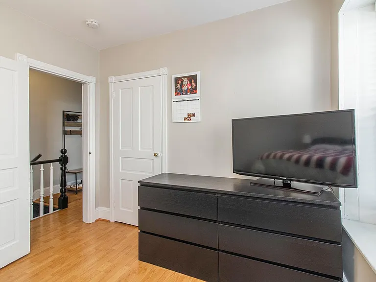 454 Leverington Ave #2 — Photo 13