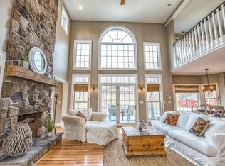 13 Ridgeview Ter, Southwick, MA 01077