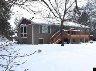 41259 Cedar Ridge Rd, Saint Peter, MN 56082