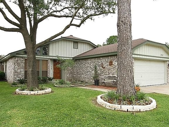 2nd image of 10511 Walnut Glen Dr