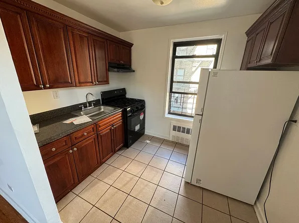 3400 Snyder Ave APT 4D, Brooklyn, NY 11203