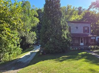 958 Central Ave, Bellaire, OH 43906