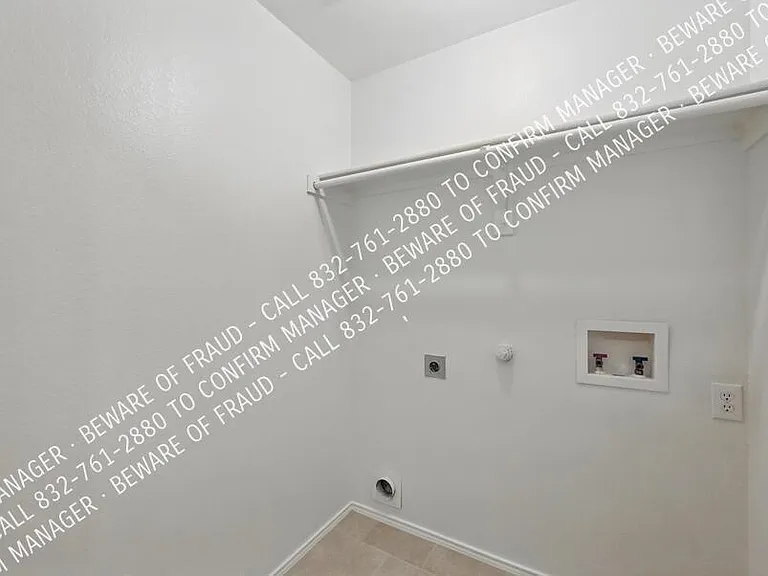 1403 Grand Canyon Ct — Photo 12