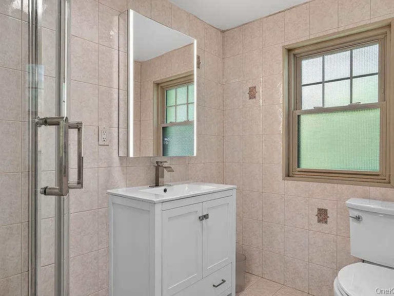 33 Lynwood Rd — Photo 25