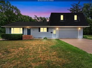 103 Prentis Ave, Vermillion, SD 57069