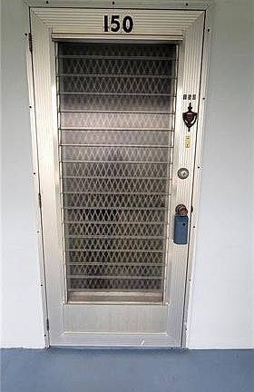 3rd image of 150 Canterbury F #150