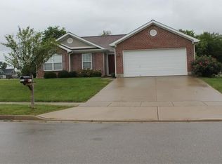 1215 Sizemore Ct, New Lebanon, OH