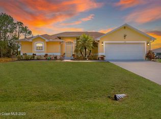 518 Fournier St SW, Palm Bay, FL 32908