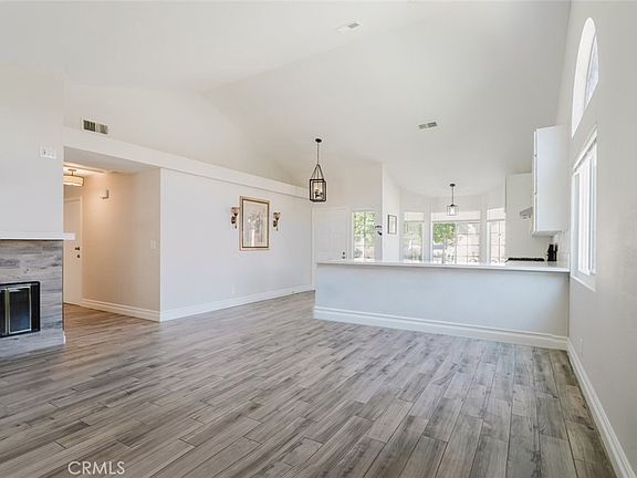 4th image of 36836 Meadowview Ct