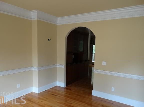 5th image of 335 Phillips Dr