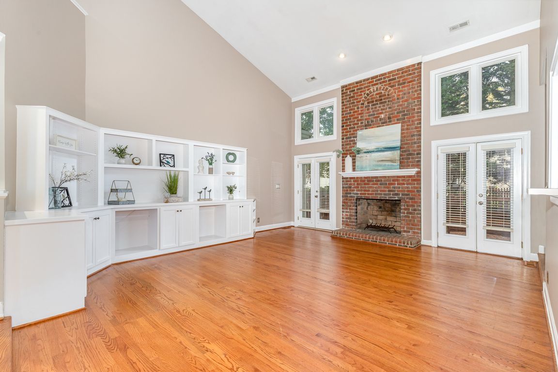 next background image