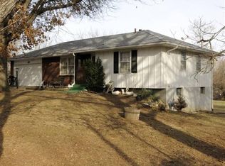 13403 Parker Ave, Grandview, MO 64030