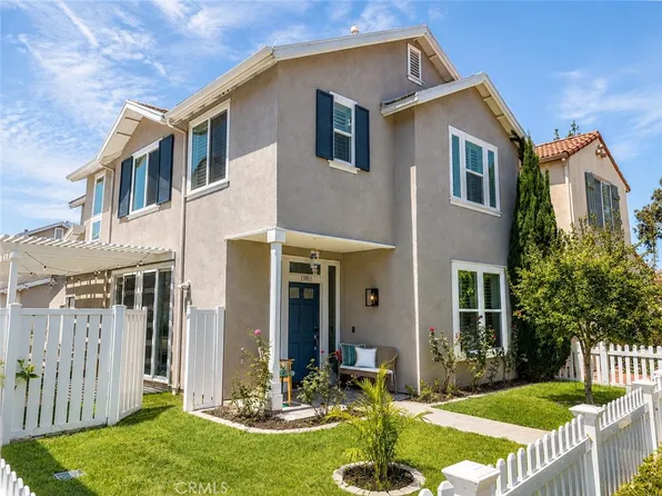 13051 Arborwalk Ln, Tustin, CA 92782