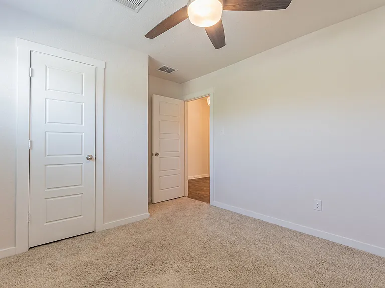 626 Jane Long Dr — Photo 4