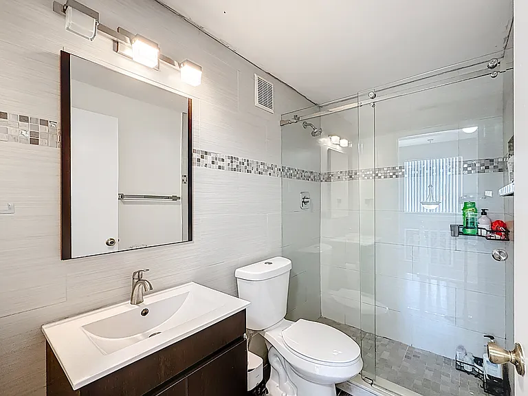 6102 NW 114th Ct #106 — Photo 8