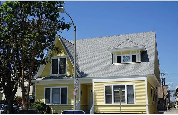 421 Chestnut Ave