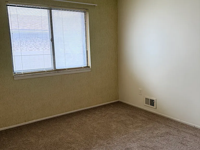38352 Coronation Dr — Photo 26