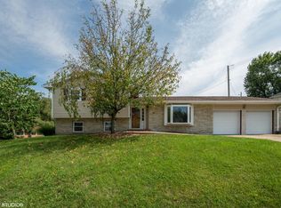 1715 Sunset Dr, Hamilton, OH