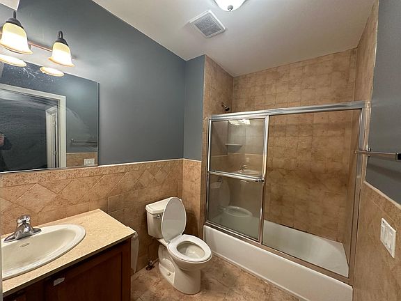 2nd image of 380 Anderson Ave APT 3A