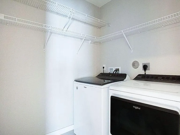 3909 SE Lee St — Photo 16