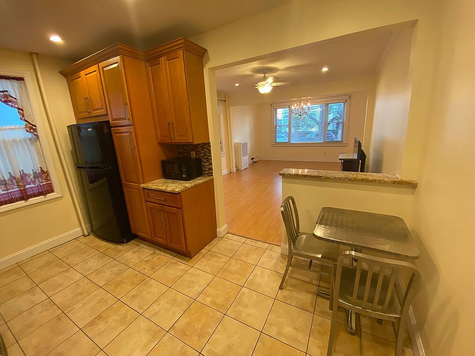 1st image of 42-10 Ditmars Blvd #1F