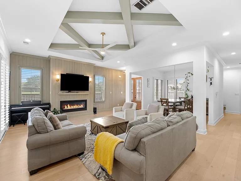 1488 Covington Wood Cv — Photo 11