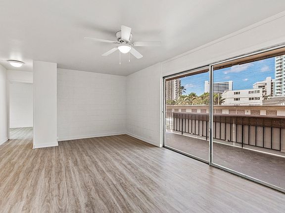3rd image of 1651 Mott Smith Dr #C