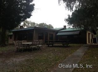 12867 N River Garden Dr, Dunnellon, FL 34433