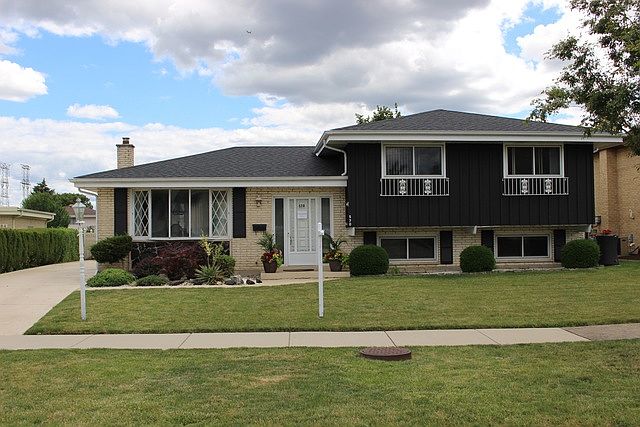 1st image of 570 Irmen Dr