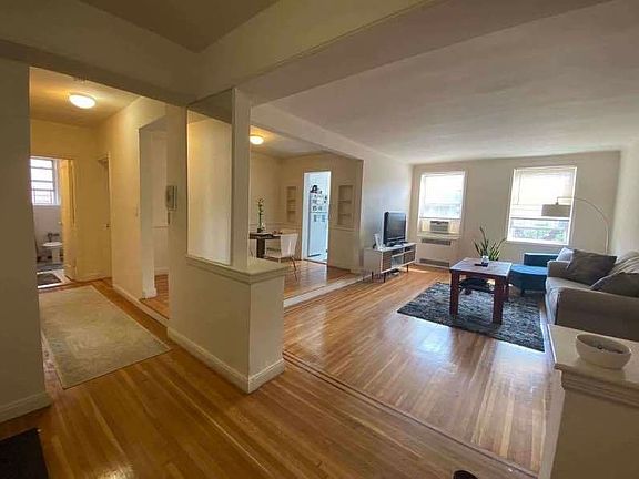 4th image of 65-74 Saunders St APT 5J