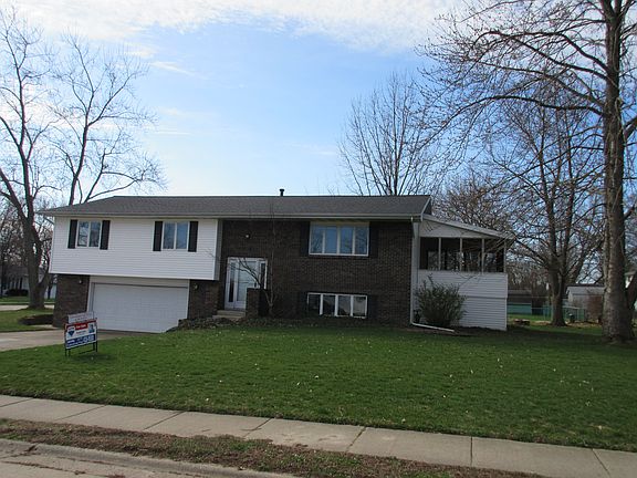 2nd image of 505 W Wildwood Dr