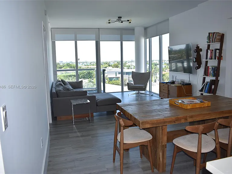 9940 W Bay Harbor Dr #6D — Photo 9