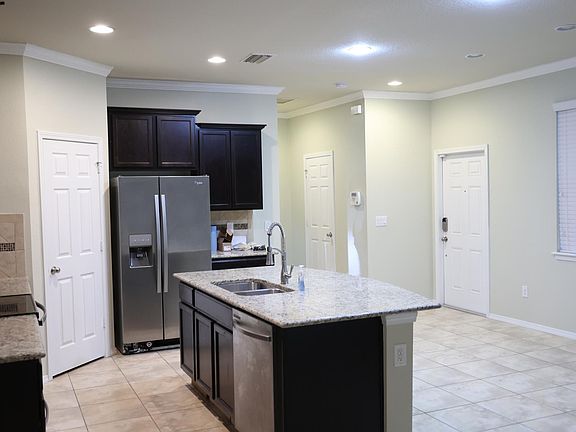 3rd image of 4904 White Sanderling Ct