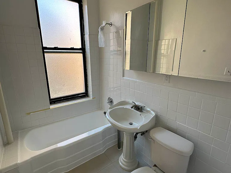 2293 Adam C Powell Blvd #1F — Photo 10