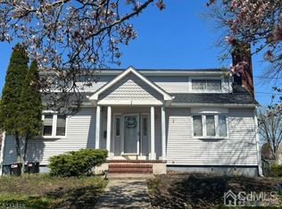 6 Cumberland Rd, Piscataway, NJ 08854