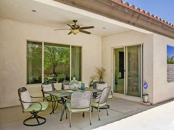 3rd image of 81424 Avenida Montura