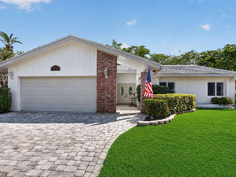 1st image of 22340 Greentree Circle