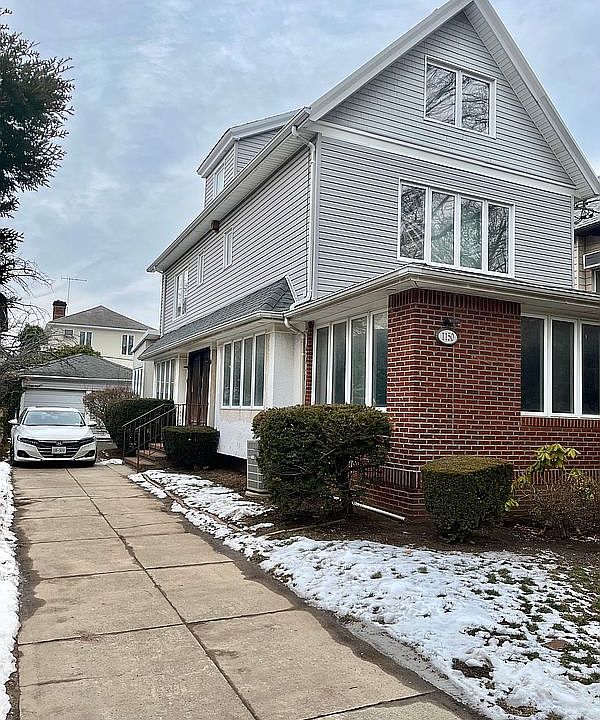 1st image of 1150 E 29th St