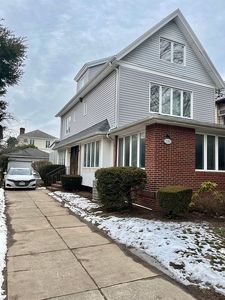 1150 E 29th St, Brooklyn, NY, 11210