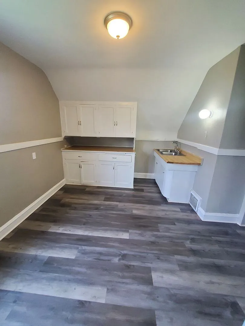 2563 N 53rd St (Duplex) — Photo 3