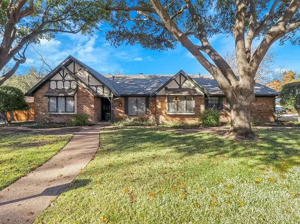 4613 Shady Lake Dr, North Richland Hills, TX 76180