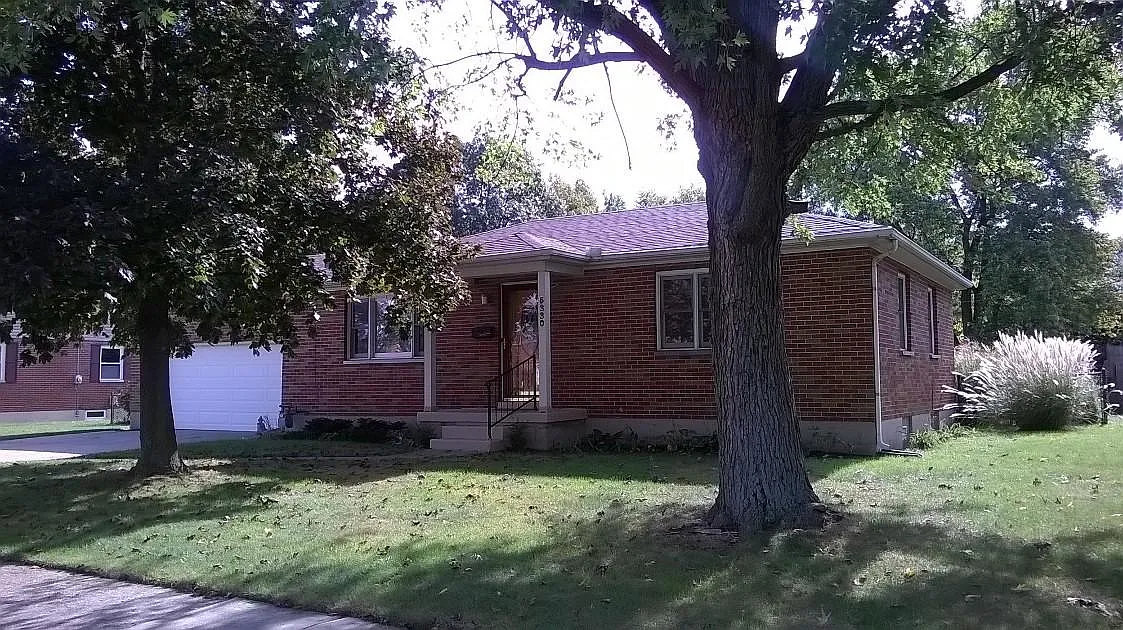 5330 Lindbergh Blvd photo 1