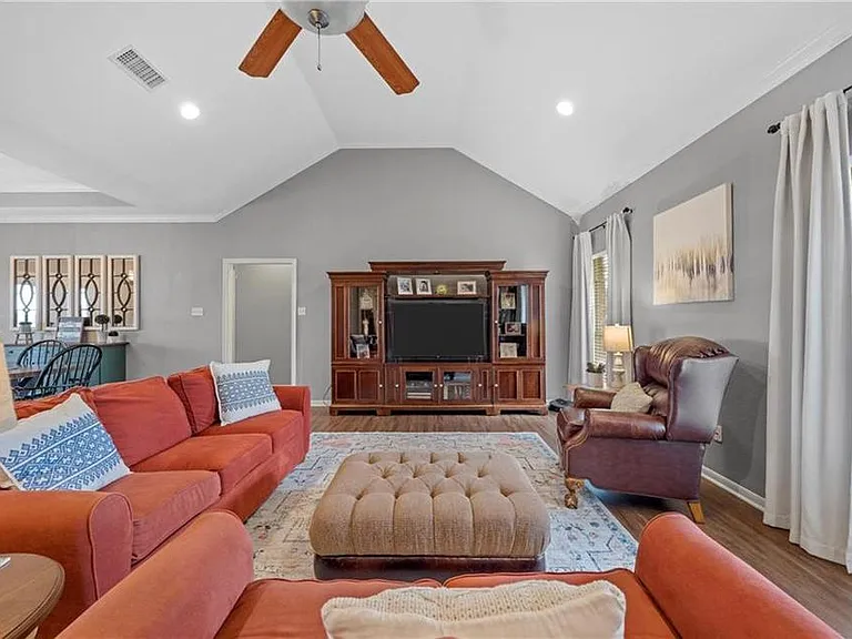 15477 Chapel Rd — Photo 8