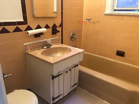 Rented by Voro NYC | media 18