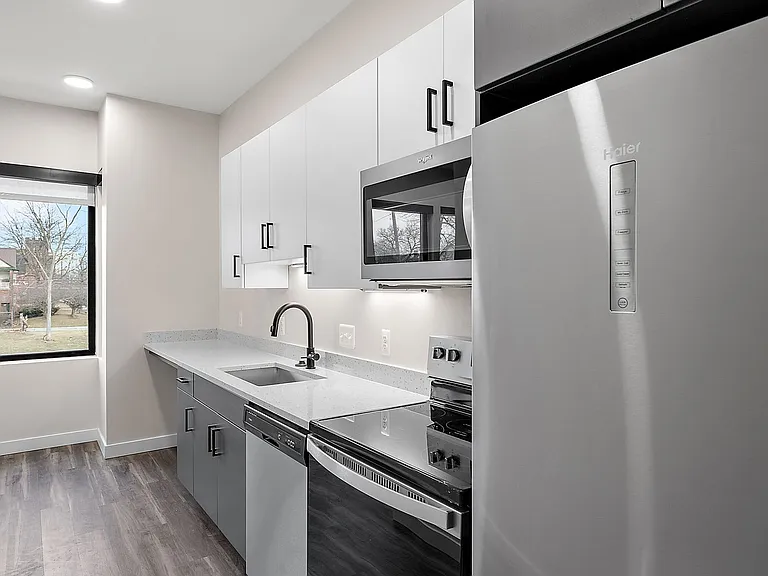 7631 E Lafayette St — Photo 82